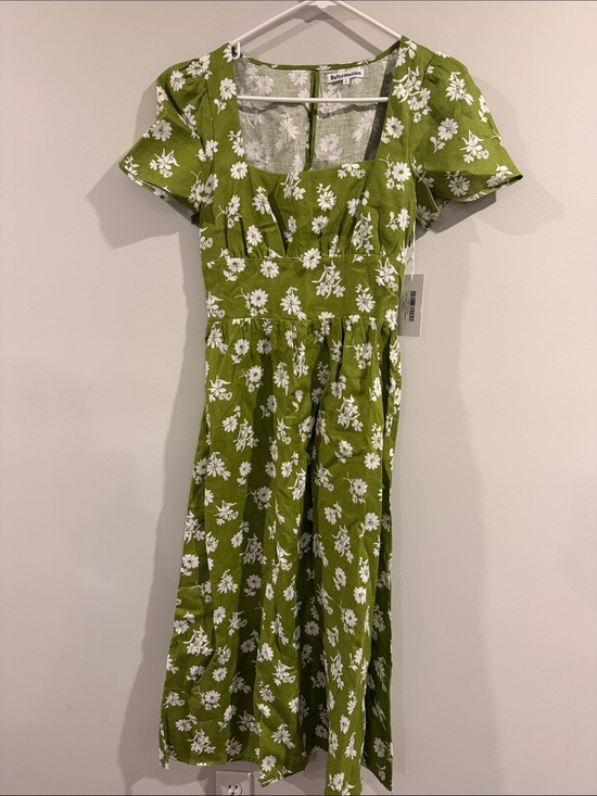 Reformation Dresses & Skirts - Reformation Pacome Linen Midi Dress in Shiso Green Floral, Size 4 (NWT)